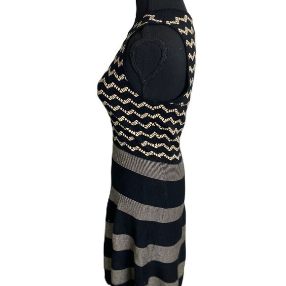 #181 CECE by CYNTHIA STEEFE Knit Sleeveless Dress - Picture 5 of 5
